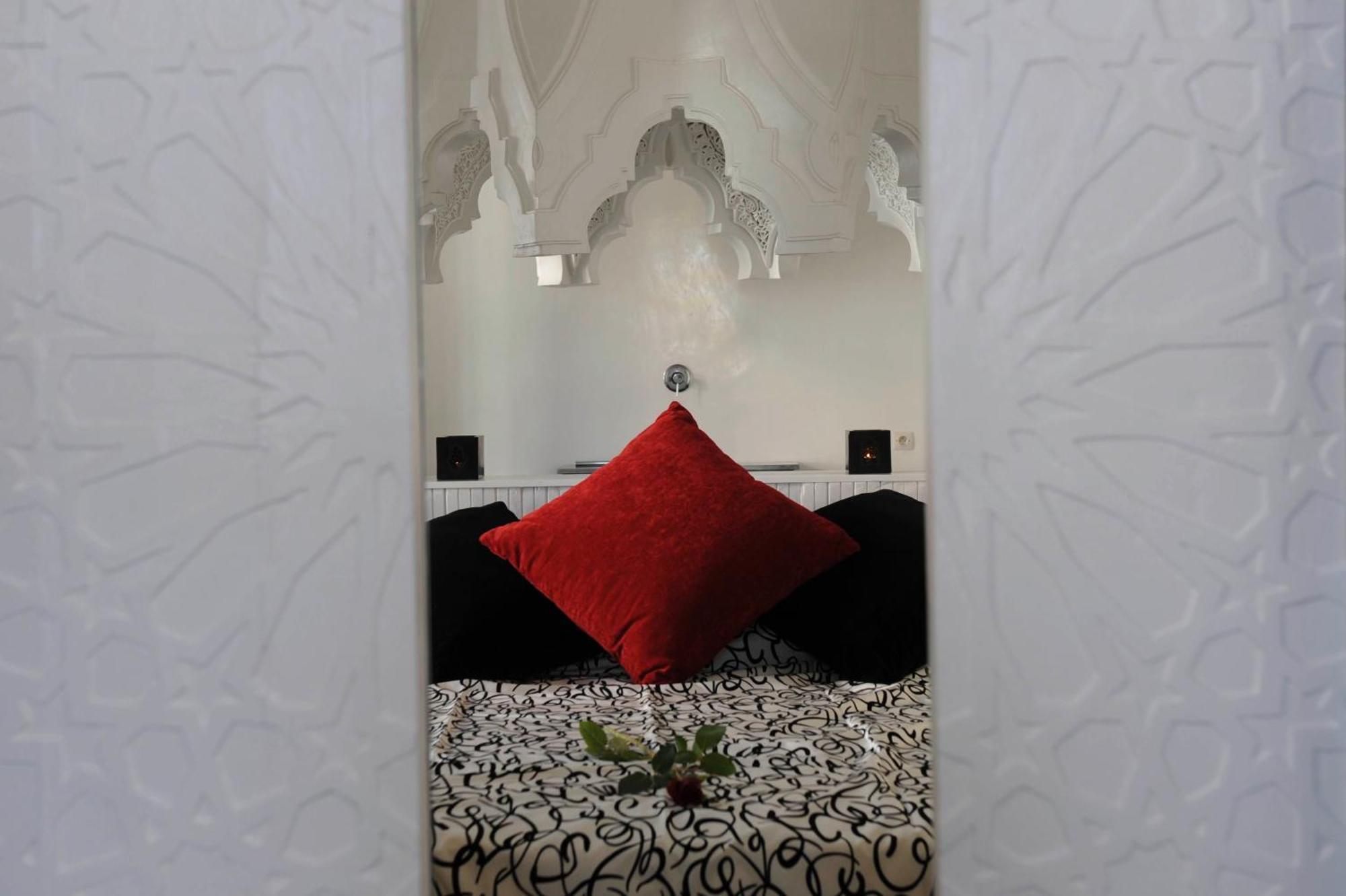 Riad Bellamane Marrakech (Adults Only) มาร์ราเกช ภายนอก รูปภาพ