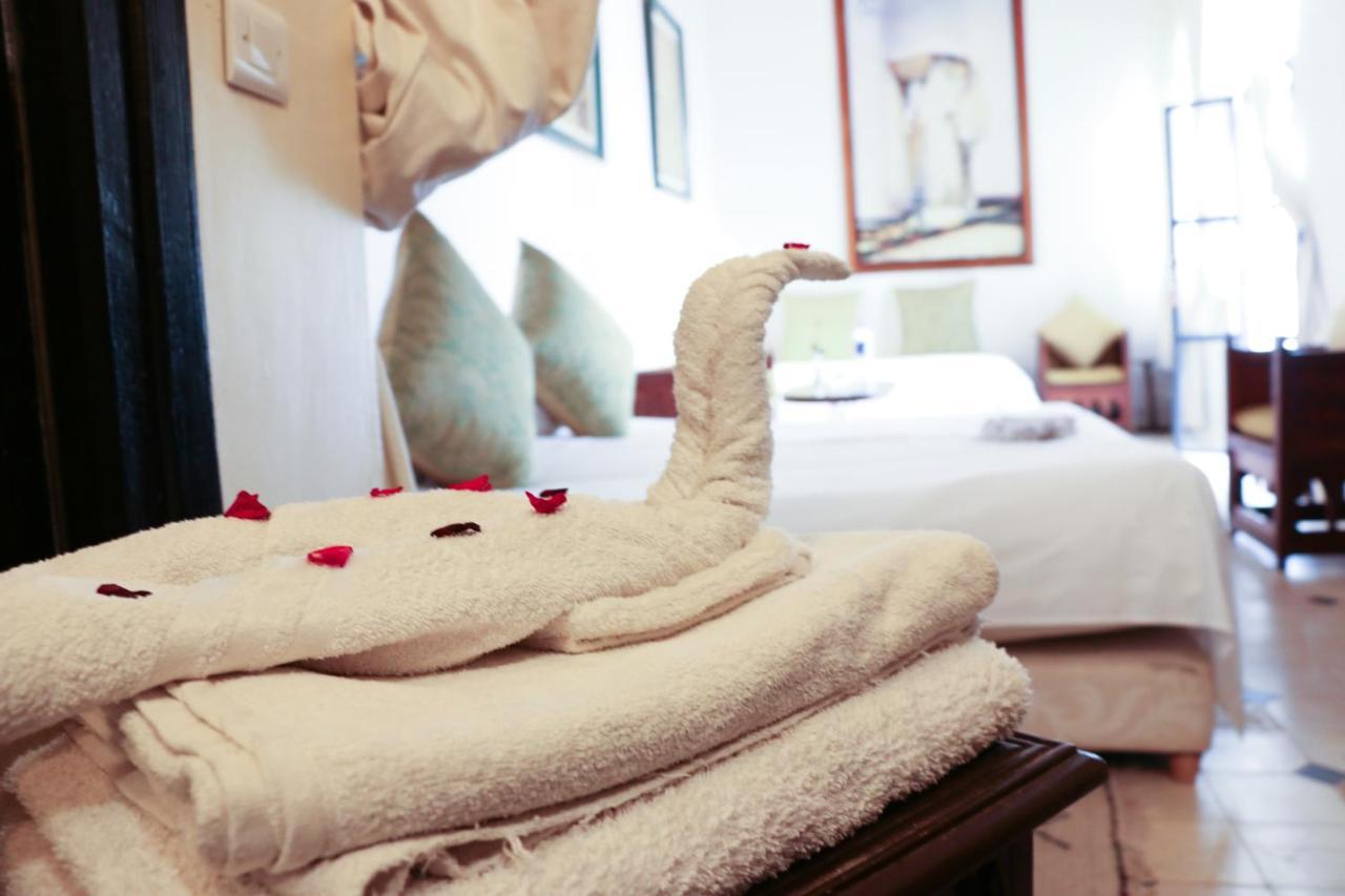 Riad Bellamane Marrakech (Adults Only) มาร์ราเกช ภายนอก รูปภาพ